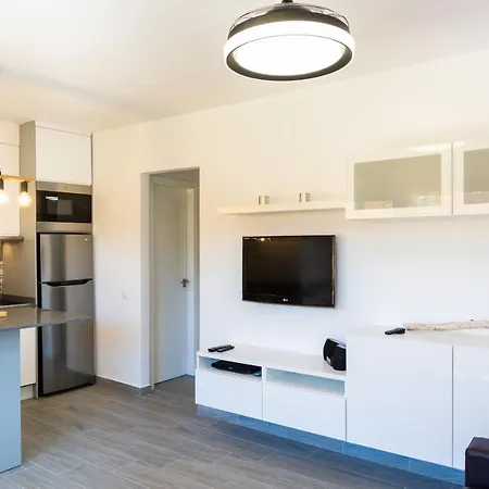 Casa Lucien - Newly Refurbished Apartment With Swimming Pool - Ideal For Couples Corralejo Exterior photo